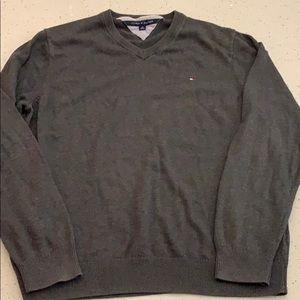 Tommy Hilfiger sweater